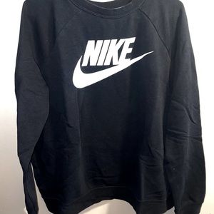 Black Nike Crew Neck
